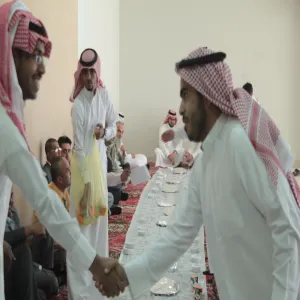 كلية الطب تقيم حفل معايدة لمنسوبيها