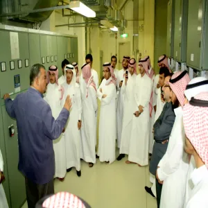 " طلاب قسم الهندسة الكهربائية في زيارة علمية لمحطة كهرباء جلاجل"