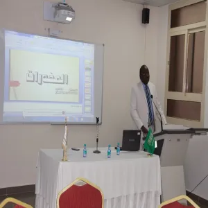 في إطار برنامج التنمية المعرفية الثالث تنفيذ دورة ( التوعية بالأثار السلبية )