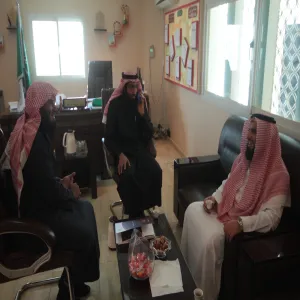 زيارة سعادة عميد الكلية لمدارس رياض الابداع الاهلية