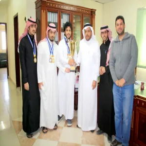 كلية الهندسة تفوز ببطولة السباحة الاولى بجامعة المجمعة