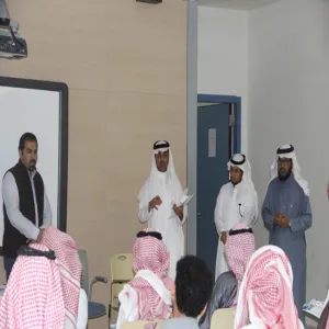 ممثل وزارة الصحة يزور متدربي البرنامج الموحد لحملة الدبلومات الصحية