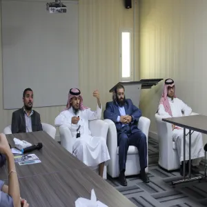 طلاب كلية علوم الحاسب والمعلومات بالسنة التحضيرية يزورون مقر الكلية الزيارة الأولى للعام الجامعي 1439/1440 هــ