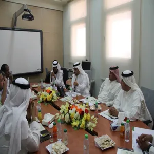 الاجتماع الأول لعمادة خدمة المجتمع والتعليم المستمر مع عمداء الكليات واللجان العلمية المكلفة