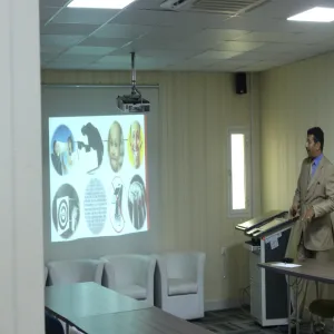 كلية علوم الحاسب والمعلومات CCIS تبدأ البرنامج التدريبي "تسويق الذات" لطلابها