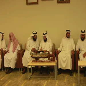 فريق العمل بوكالة الجامعة للشؤون التعليمية يزور كلية التربية بالزلفي