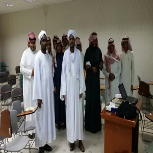قسم الدراسات الإسلامية بقيم دورة بعنوان البحث العلمي بين النظرية والتطبيق
