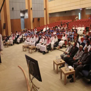 برعاية وكيل الجامعة للشؤون التعليمية كلية الطب تقيم حفلها الختامي