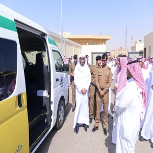 معالي مدير الجامعة يطلق أسطول حافلات الجامعة و يلتقي بقائدي الحافلات بمعية مدراء مرور المحافظات التي تخدمها الجامعة