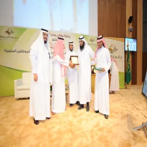 العمادة لا ترضى بغير الأول