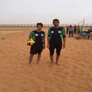 مشاركة العمادة في بطولة الجامعة الأولى لكرة الطائرة الشاطئية