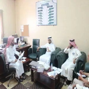 برئاسة د.عمر بن مساعد الشريوفي وفد من عمادة خدمة المجتمع والتعليم المستمر يزور كلية العلوم بحوطة سدير