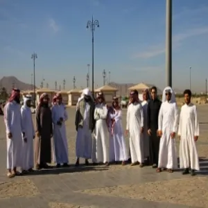 طلاب الجامعة في رحاب المدينة المنورة