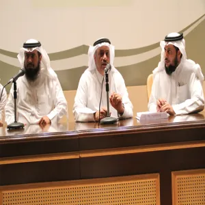 عميد شؤون اعضاء هيئة التدريس والموظفين يزور كليات الزلفي