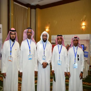 عمادة التعليم الالكتروني تشارك في حلقة النقاش الحادية عشرة بجامعة الملك خالد وتقدّم دورات متخصصة