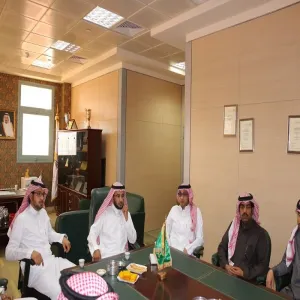 عميد شؤون الطلاب في زيارة لكلية العلوم الطبية بالمجمعة