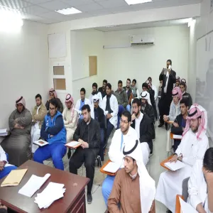 فعالية وحدة الخريجين في كلية التربية بالمجمعة عن كتابة السيرة الذاتية
