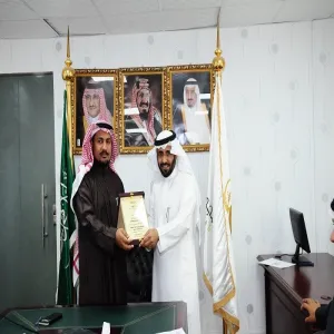 تكريم كلية التربية بالمجمعة لسعادة رئيس قسم العلوم التربوية الدكتور خالد بن إبراهيم العفيصان