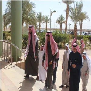 معالي مدير الجامعة يزور كلية العلوم الطبية التطبيقية