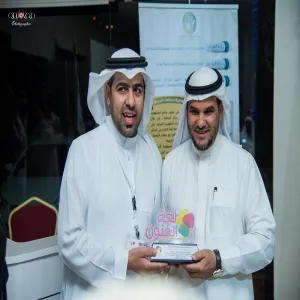 الجامعة ممثلة في مرصد المسؤولية الاجتماعية ترعى المعرض التشكيلي " حوارات بصرية "