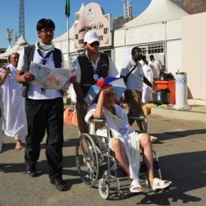 طلاب الجامعة يشاركون في خدمة ضيوف الرحمن لحج 1435هـ