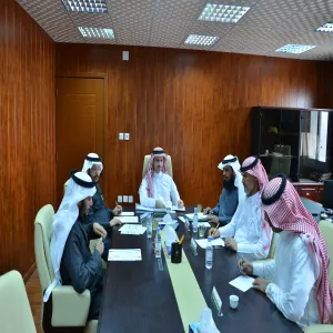 اللجنةُ العليا لملتقى الجامعة والمجتمعُ تُواصلُ اجتماعاتها التحضيرية
