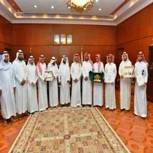 معالي مدير الجامعة يستقبل منسوبي عمادة شؤون الطلاب