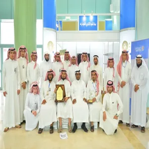 عمادة التعليم الإلكتروني والتعلُّم عن بُعد تحصد المركز الأول في جائزة التميز للمواقع الفرعية على مستوى الجامعة