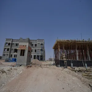 معالي مدير الجامعة يتابع تقارير المشروعات الإنشائية العاجلة