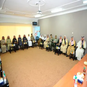 الفريق البحثي بالجامعة يلتقي مع قيادات المجتمع والمسئولين  في اربع محافظات