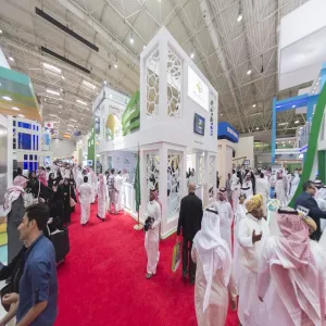 الجامعة تشارك في معرض التعليم العالي السادس