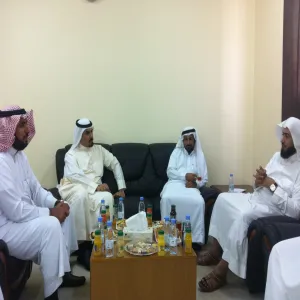 سعادة وكيل الجامعة في زيارة تفقدية لكلية العلوم والدراسات الإنسانية برماح