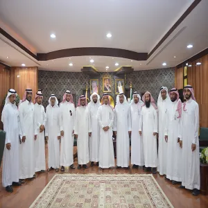 الجامعة تقيم ورشة عمل بعنوان : ( برامج وأنشطة التعليم الإلكتروني في قطاع التعليم العام )