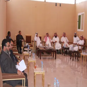 الإدارات الفنية بوكالة الجامعة للشؤون التعليمية تزور كلية العلوم و الدراسات الإنسانية بالغاط