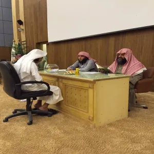 عمادة شؤن الطلاب تنهي أعمال لجان تحكيم مسابقة حفظ القرآن والسنة على جائزة معالي مدير الجامعة