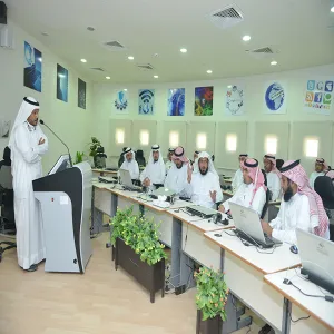 وكيل الجامعة يرعى ورشة عمل تقييم العمليات التشغيلية الأولى لبرنامج الأمن الإلكتروني والبيئي لمختبرات ومعامل الجامعة