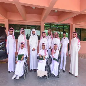 بالتعاون مع مركز التأهيل الشامل بالمجمعة : الجامعة تقيم دورة أساسيات الحاسب الآلي لأبناء المركز من خلال مشروع بوابة وصول