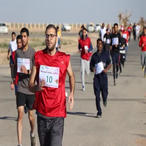 وكيل الجامعة للشؤون التعليمية يرعى ماراثون الجامعة