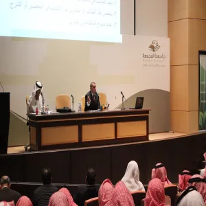 كلية التربية بالزلفي تنفذ برنامج ( الأسبوع التدريبي )
