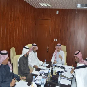 لجنةُ الابتعاثِ والتدريبِ توافقُ على الابتعاثِ والترقيةِ لعددٍ من منسوبي الجامعة