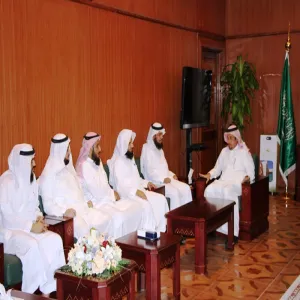 معالي مدير الجامعة يستقبل منسوبي كلية التربية بالزلفي