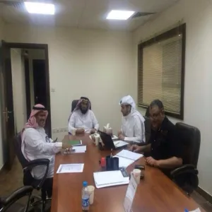 اللجنة الإشرافية للمشروع التطويري لتأهيل الجامعة للاعتماد الأكاديمي تعقد اجتماعها الدوري العاشر.