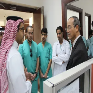 طلاب قسم تقنية الأجهزة الطبية بكلية العلوم الطبية التطبيقية في زيارة للهيئة العامة للغذاء والدواء