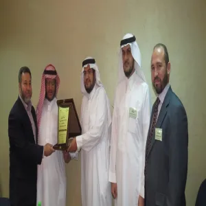 عميد البحث العلمي يفتتح برنامج حلقات النقاش العلمية بكلية المجتمع