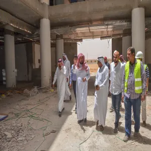 وكيل الجامعة يتفقد المشاريع