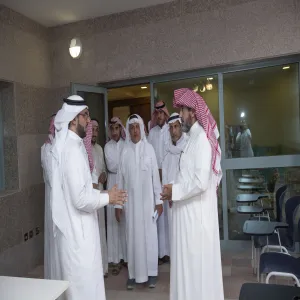 وكيل الجامعة يتفقد مجمع إسكان المدينة الجامعية بالزلفي