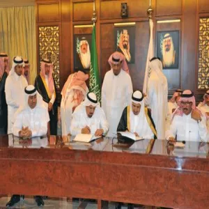 معالي مدير الجامعة يرفع شكره وتقديره لمقام خادم الحرمين الشريفين بمناسبة توقيع معالي وزير التعليم العالي عقد مشروع إنشاء مبنى الإدارة والعمادات المساندة بالجامعة