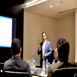 طلاب كلية العلوم الطبية التطبيقية يشاركون بالمؤتمر الدولي الثامن في النمذجة والمحاكاة وتطبيقاتها
