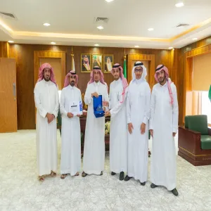 معالي مدير الجامعة يستقبل ممثلي الجامعة في معرض كومكس 2019 في عمان