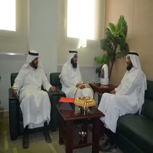عمادة شؤون الطلاب تستضيف وكيل الجامعة للشؤون التعليمية